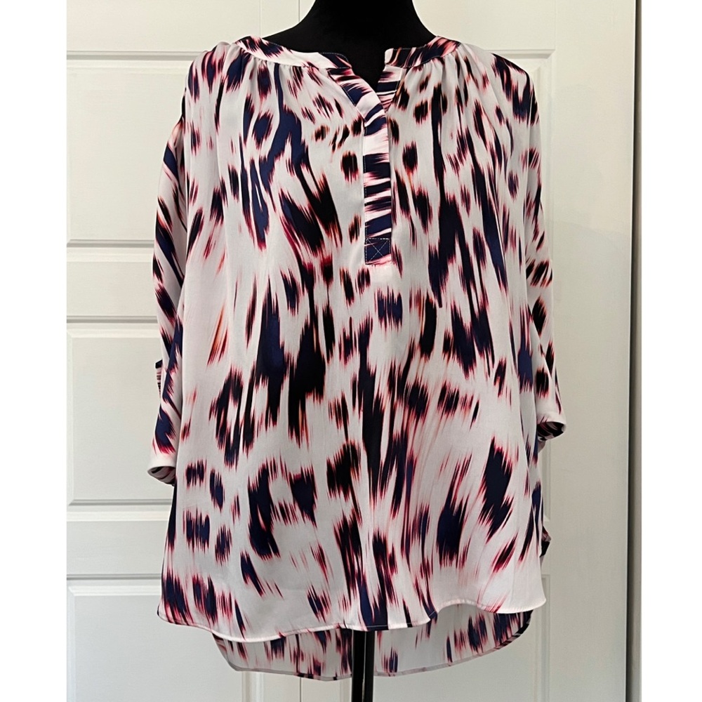 Jennifer Lopez White, Navy, Pink Blouse
